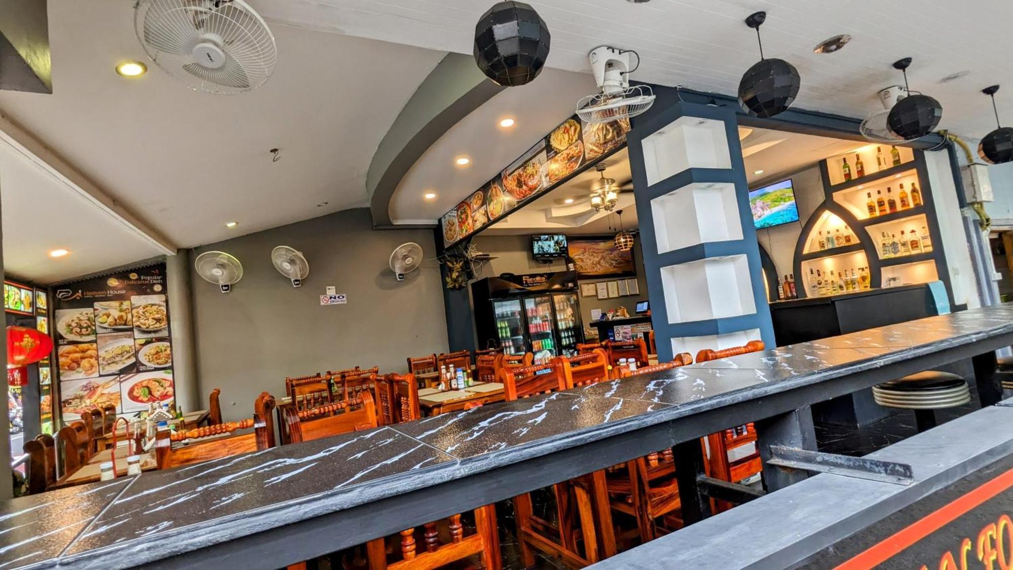 Heaven House Restro & Bar Otel Patong Dış mekan fotoğraf